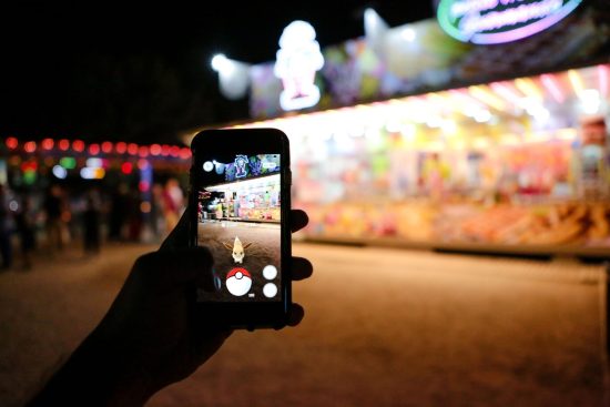 Explainer: How AR Lets us overlay a Digital World