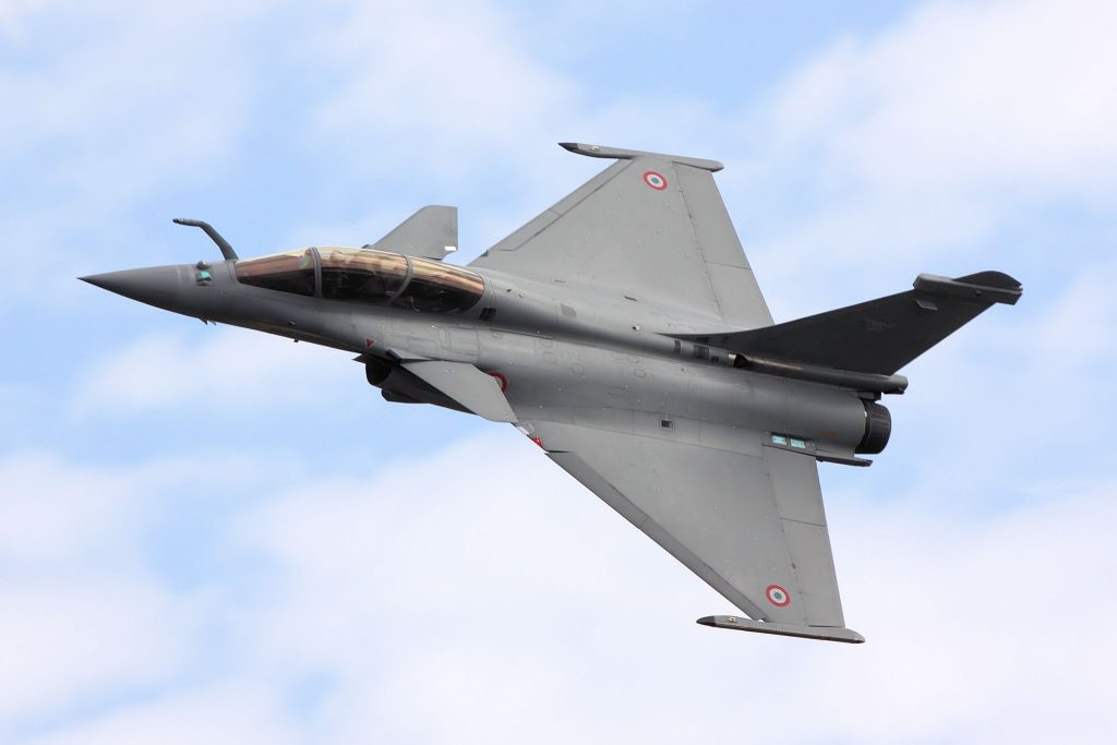 Thales to provide helmet-mounted displays for jet fighter