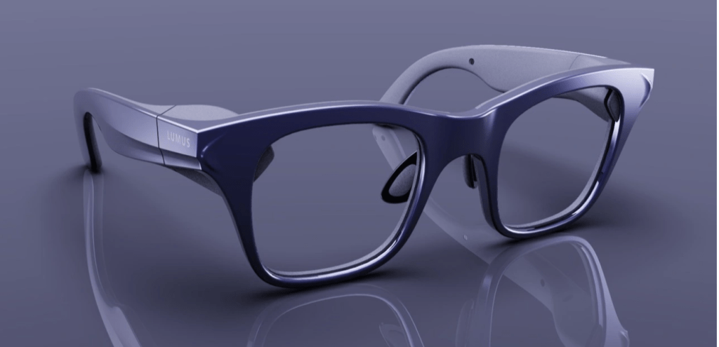 Techcrunch: Lumus shows off its tech in AR glasses